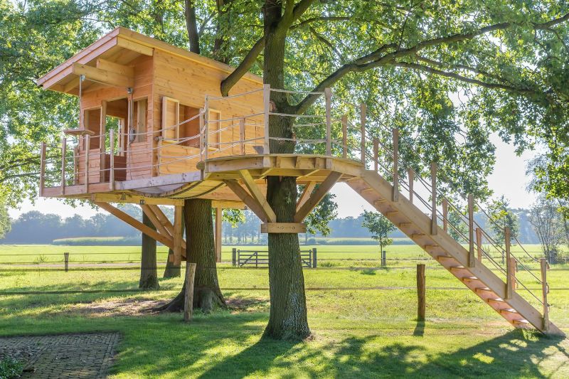 treehouse builder